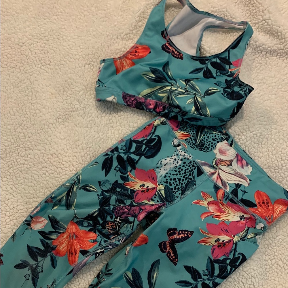 Girls GAP tights and sports top